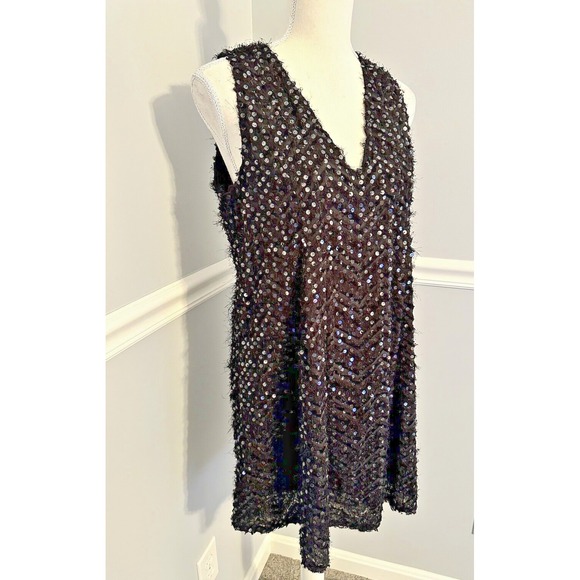 Altar'd State Dresses & Skirts - Altar'd State Dress Size S Shift Black Sequin Sleeveless Short 100% Polyester‎